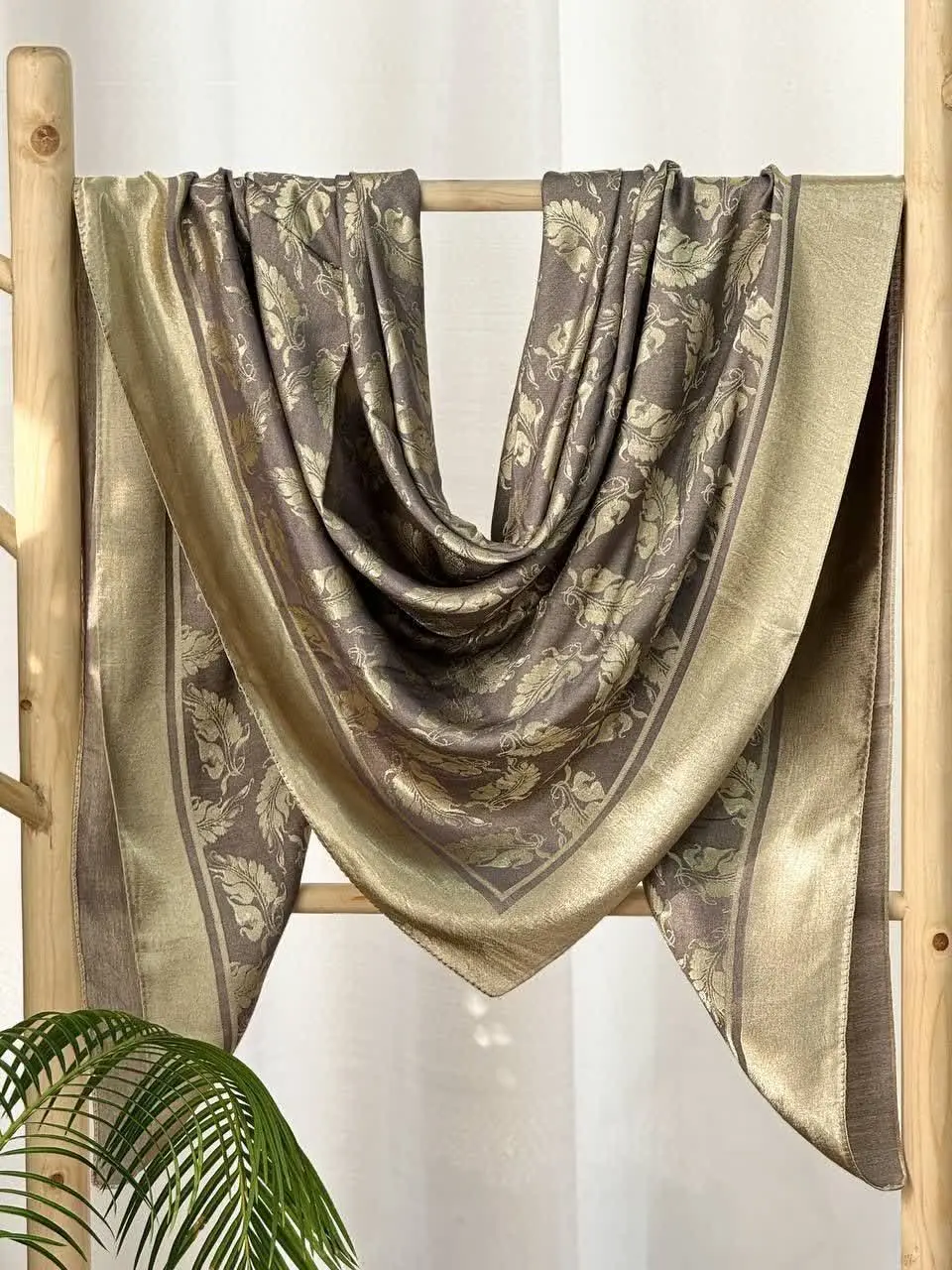 روسری های اورجینال ابریشم ت...