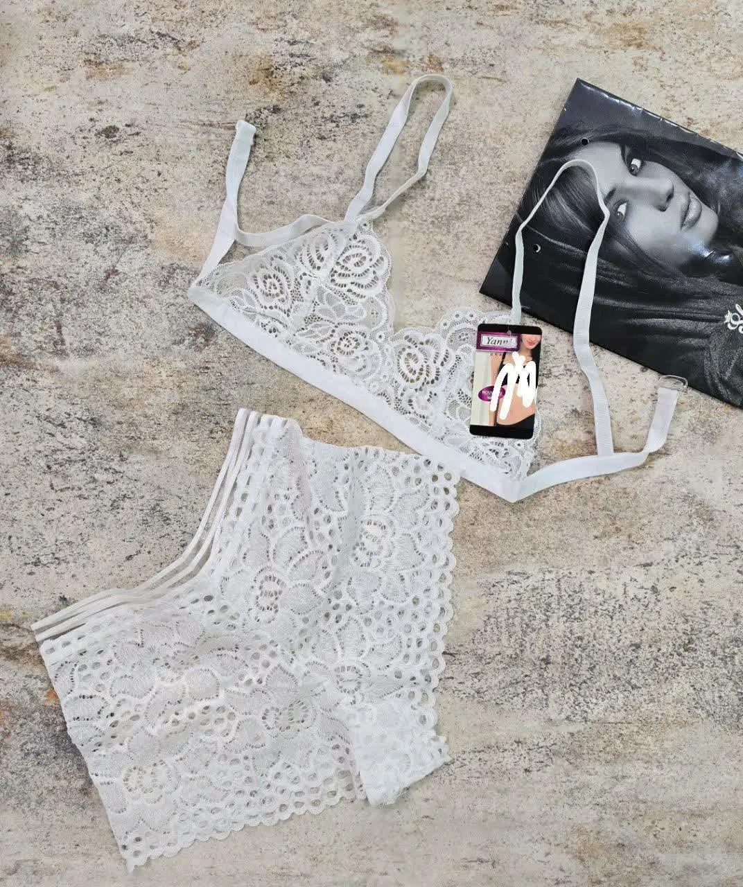 👈شورت و‌نیم‌تنه تمام گیپور
