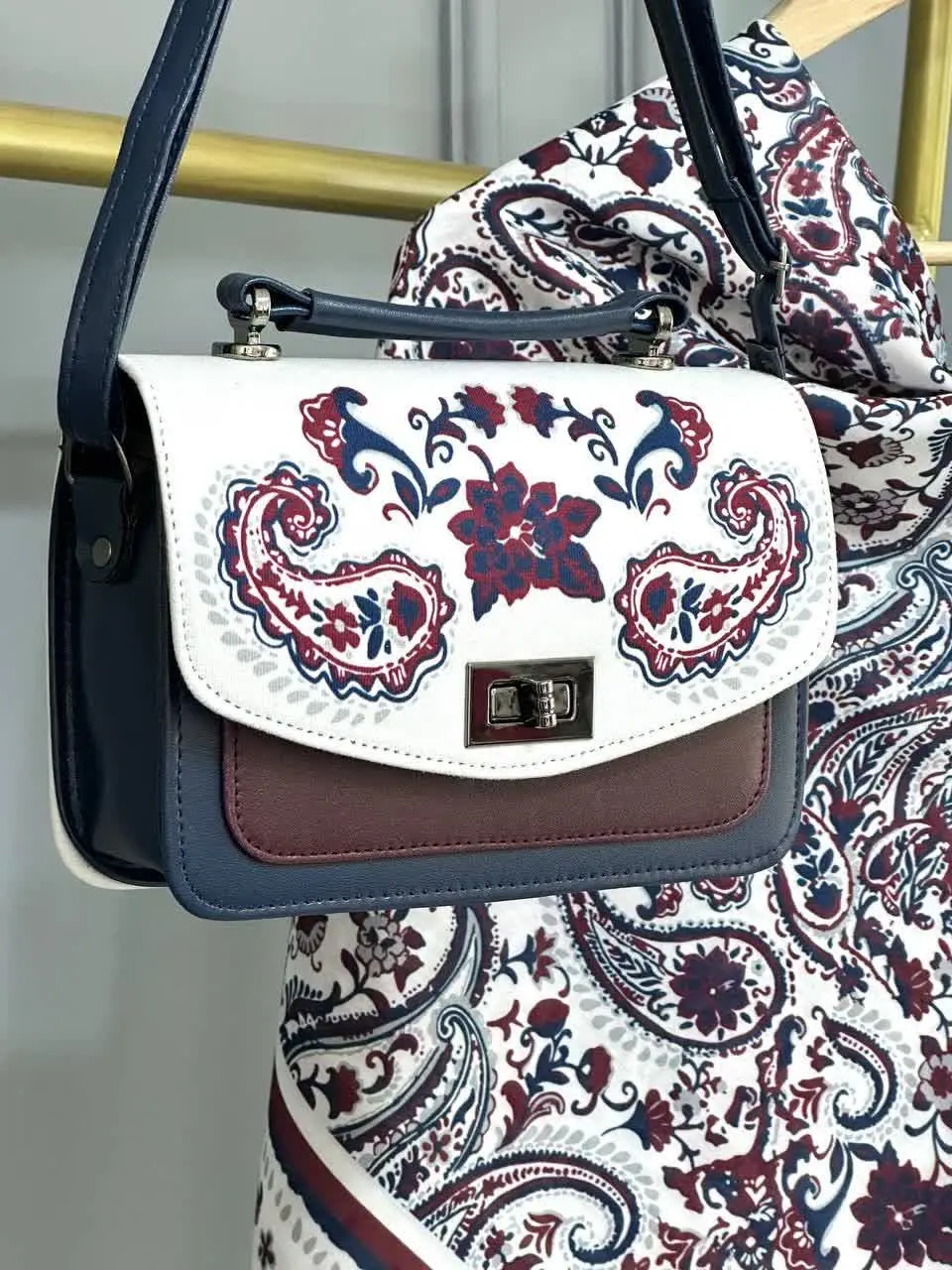 💳قیمت ست با احترام: ۶۳۵ ت