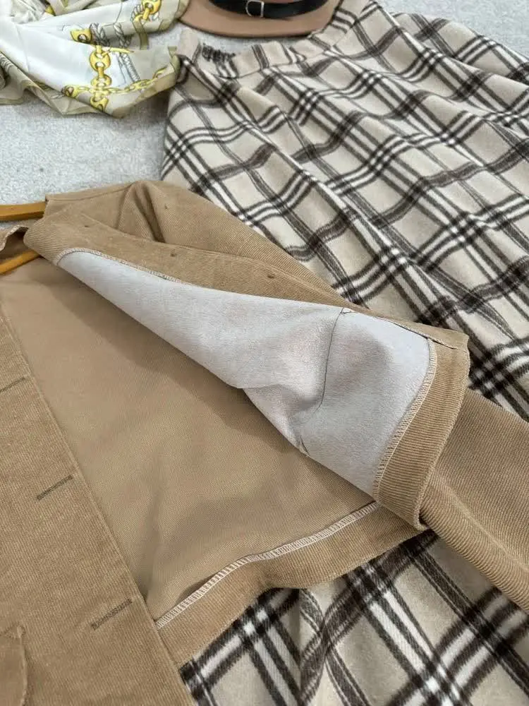 👚نام: کت دامن پشمی کیژان
