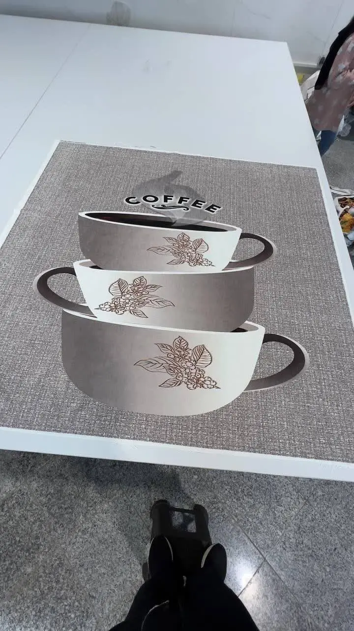 رومیزی مخمل شانل درجه یک کد B ۲۴۷۷
