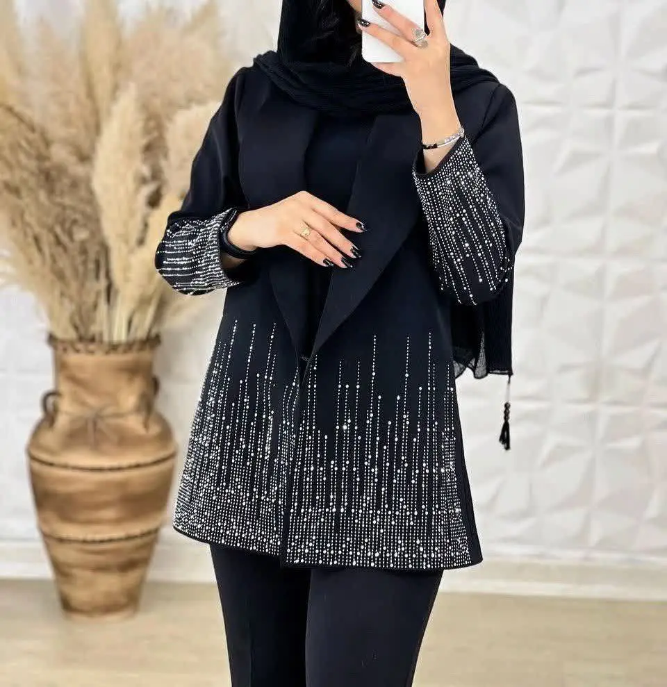 👚نام: کت آبشار فول نگین قد ۸۰ 😍😍
