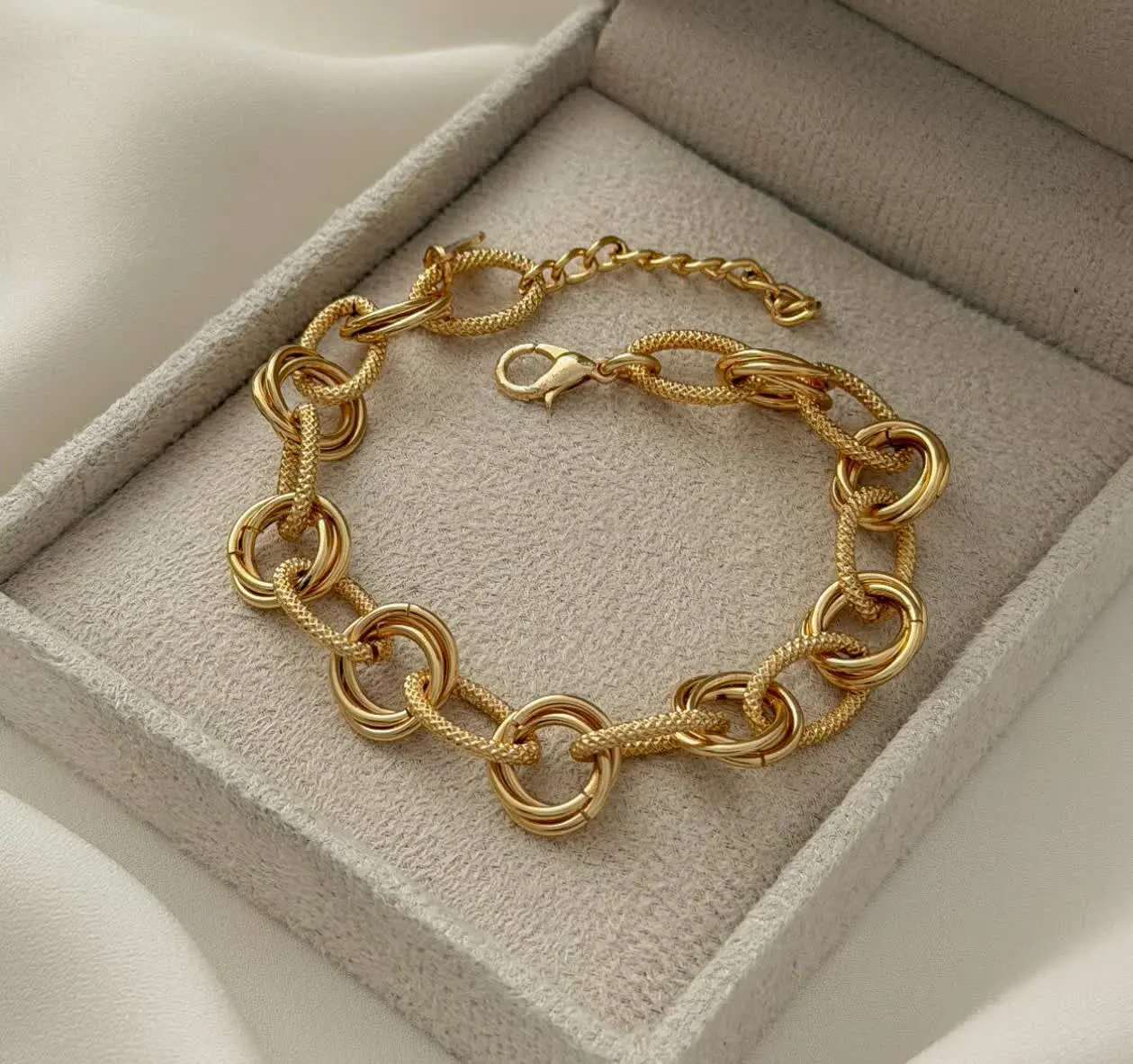 دستبند SHEEN کد ۲۹۹۲