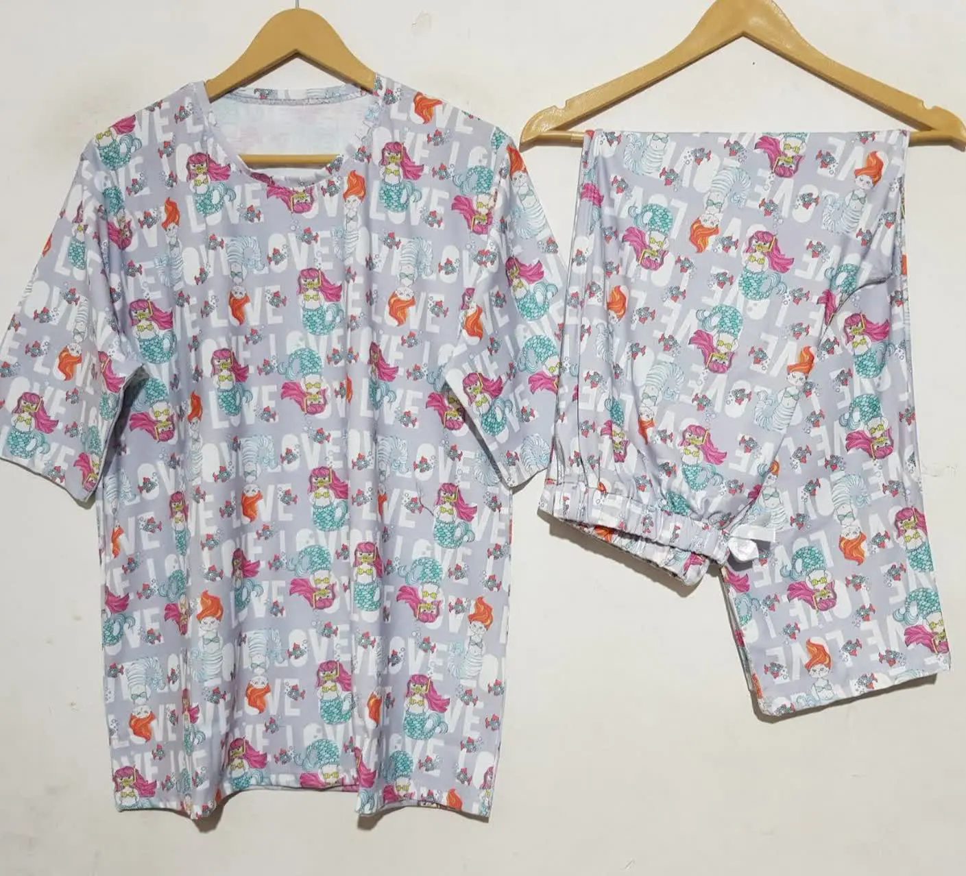 ست تیشرت و شلوار خانگی 😍
