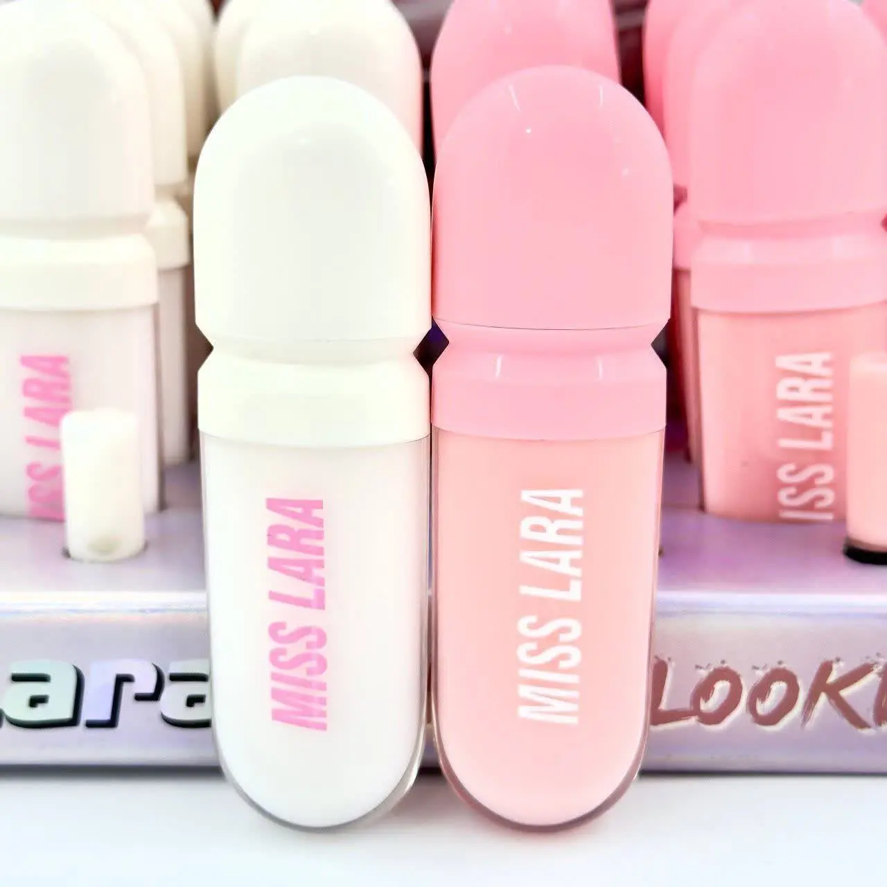 لیپ گلاس شاین دار طرح کیکو...