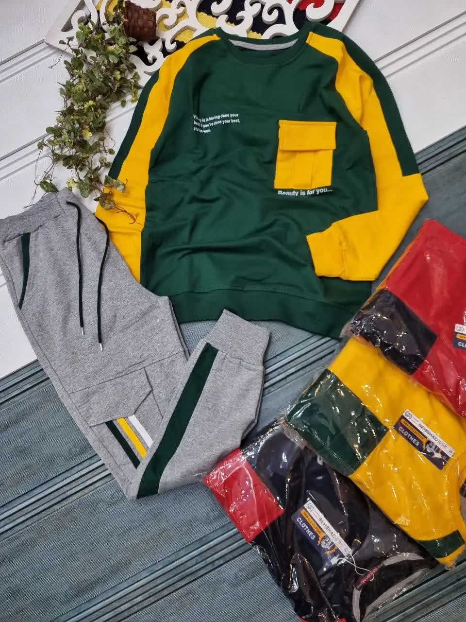 🇮🇷🧥🧶👗👚👔🎽👕👖💎

