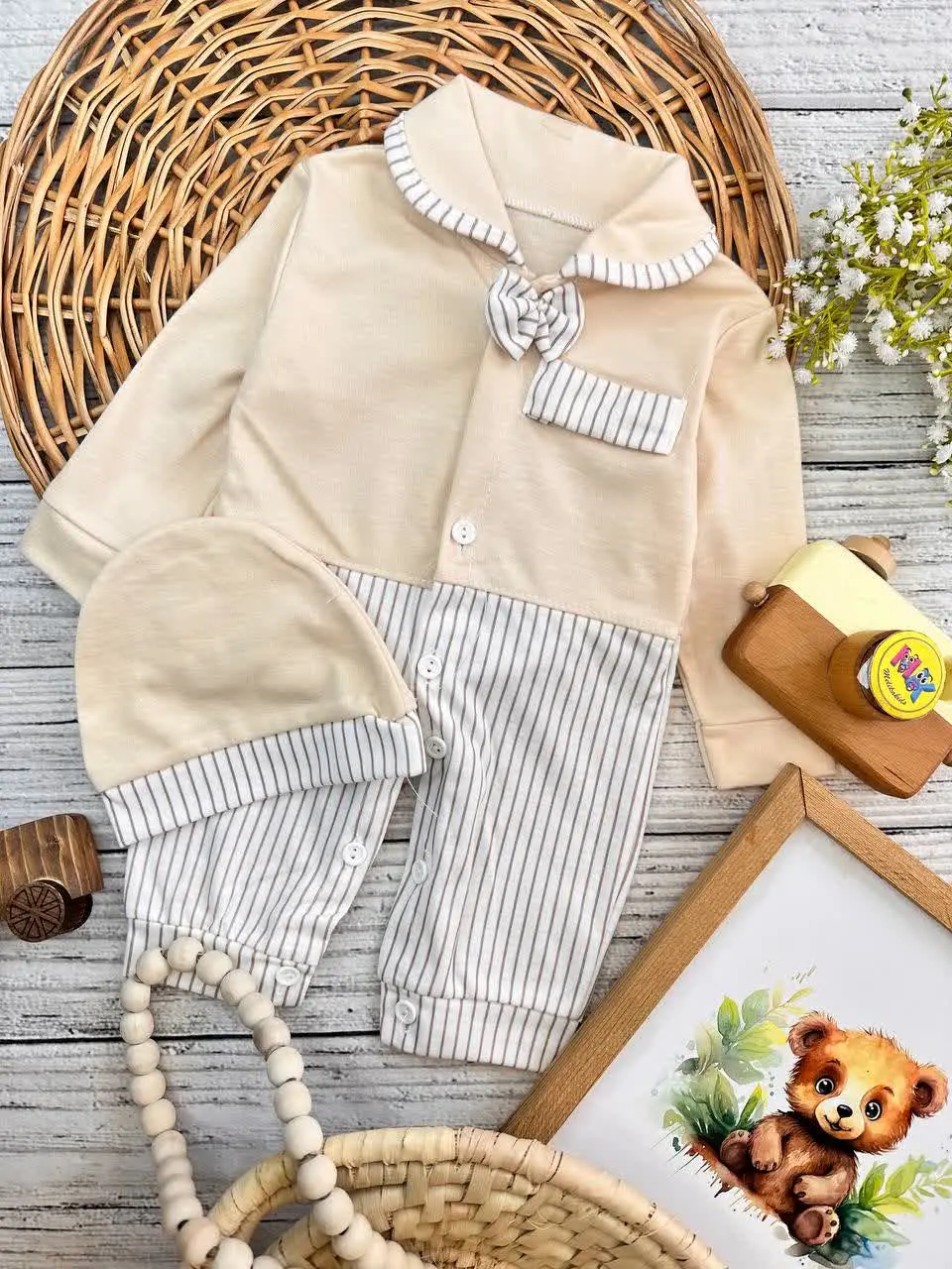 سرهمی پاپیونی شیری راه راه نوزادی و کودک کد ۱۱۲۱۱۱ 
