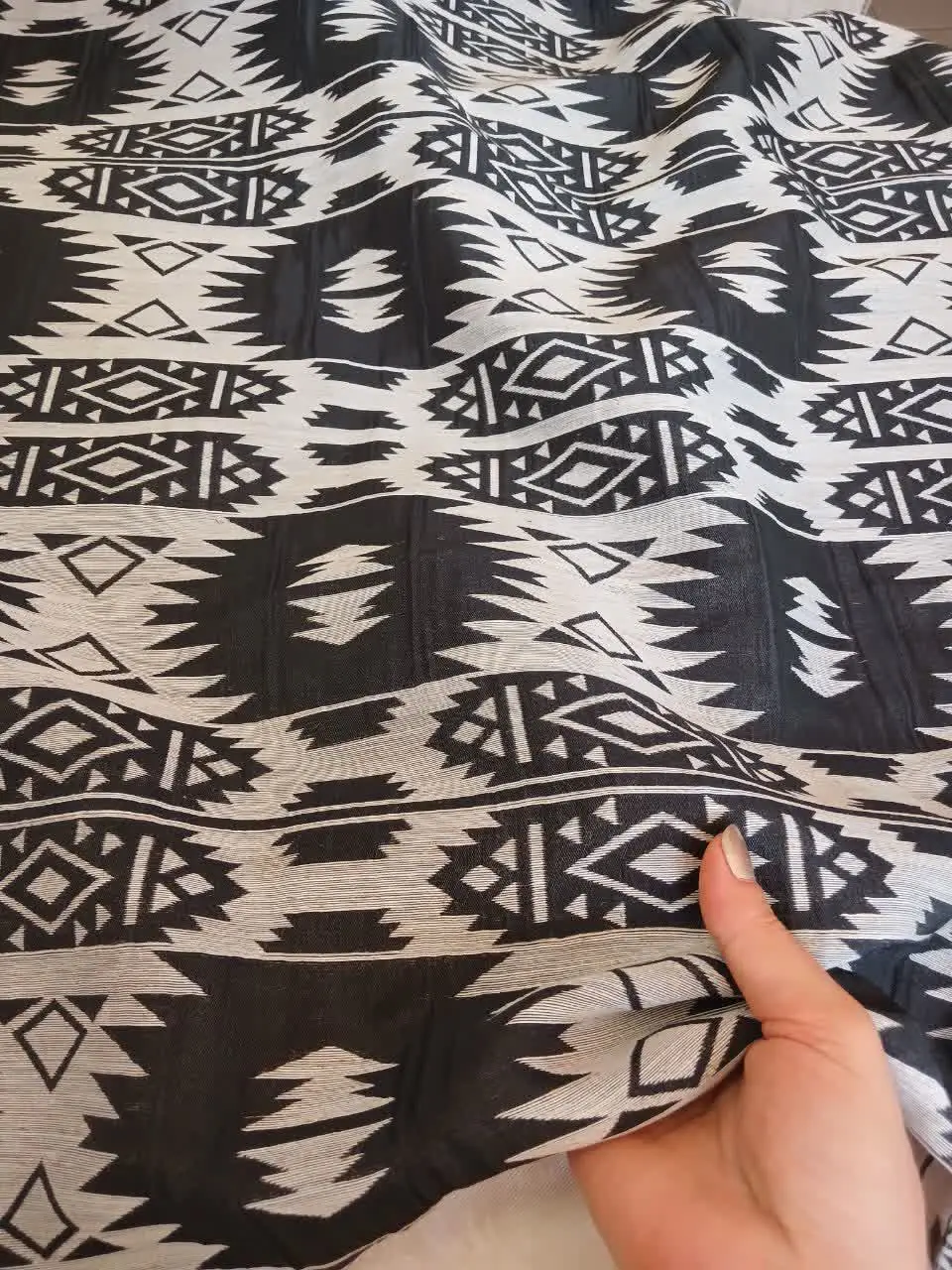 ✅ نام ژاکارد مزونی 
