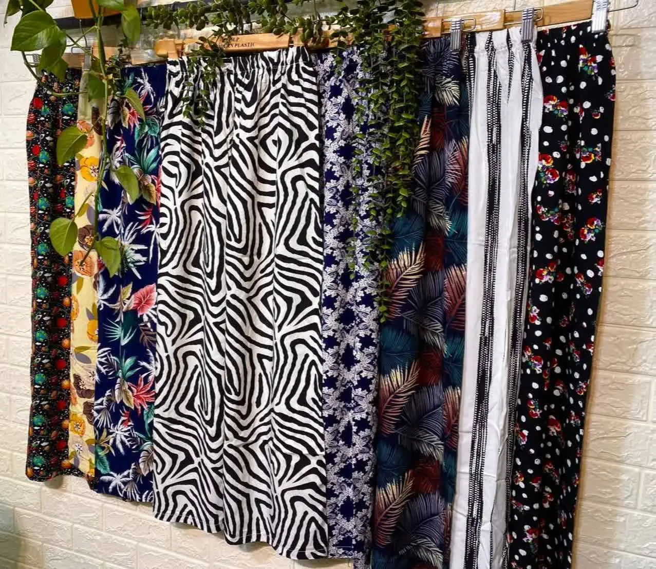 #زنانه #شلوار نخی اعلا (ردیف ٧٣٤٠) 
