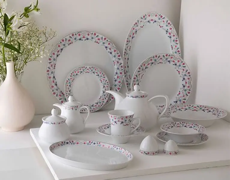 🍽سرویس ۸۱ پارچه شهرزاد چینی...