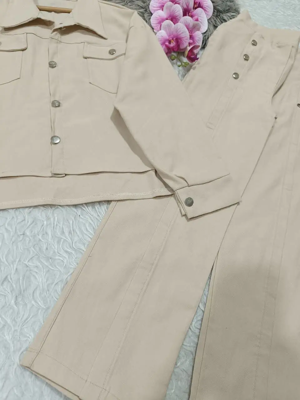 نام: ست کت و شلوار ۱۰۵۴
