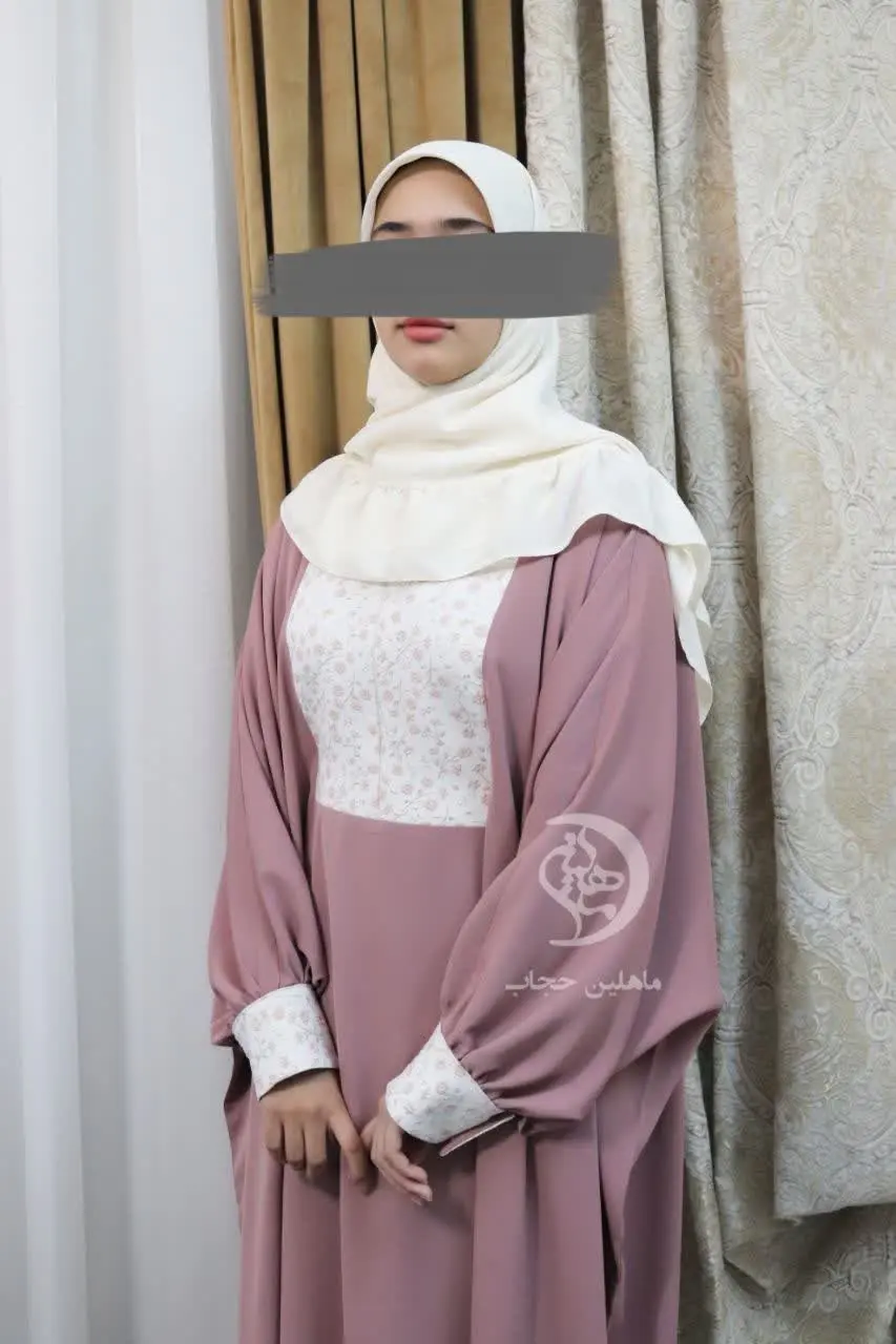 اینم رنگ صورتی چرکش💖🙂
