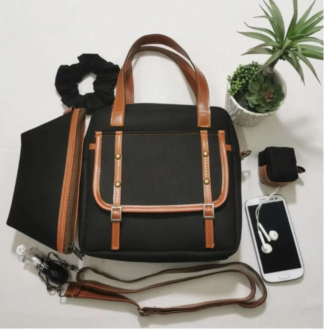 صاف و ساده و بی آلایش😉🖤
