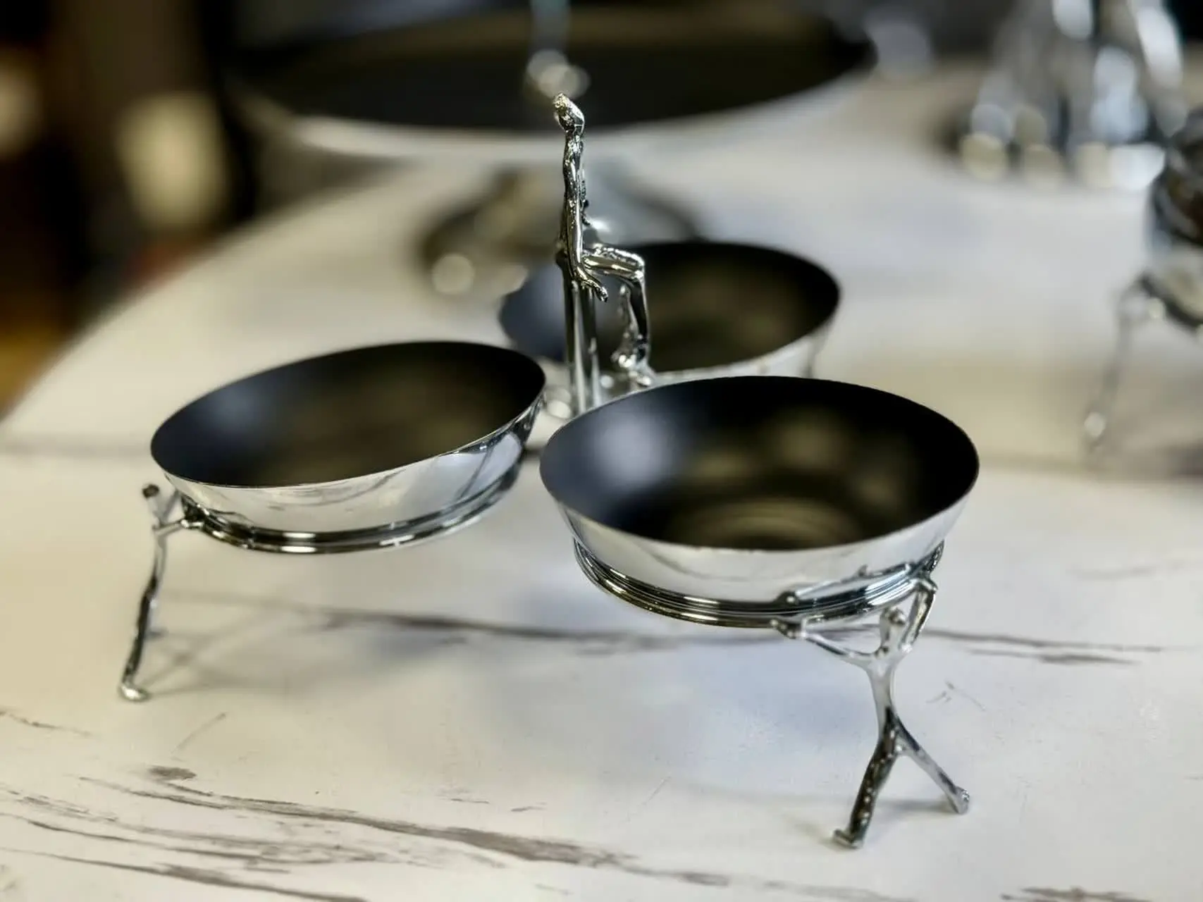 ادمک اردو ۳ خانه نقره 
