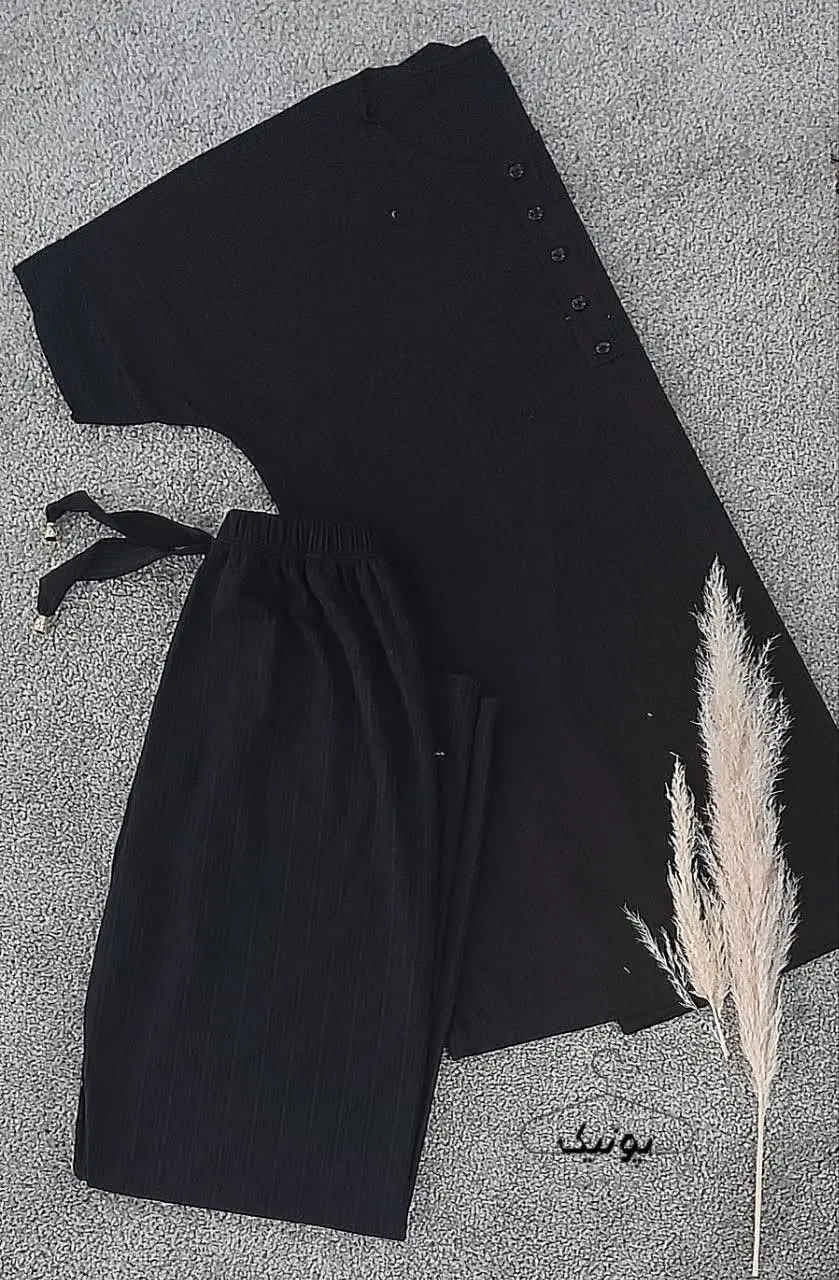 ✔️تیشرت مشکی کریشه 
