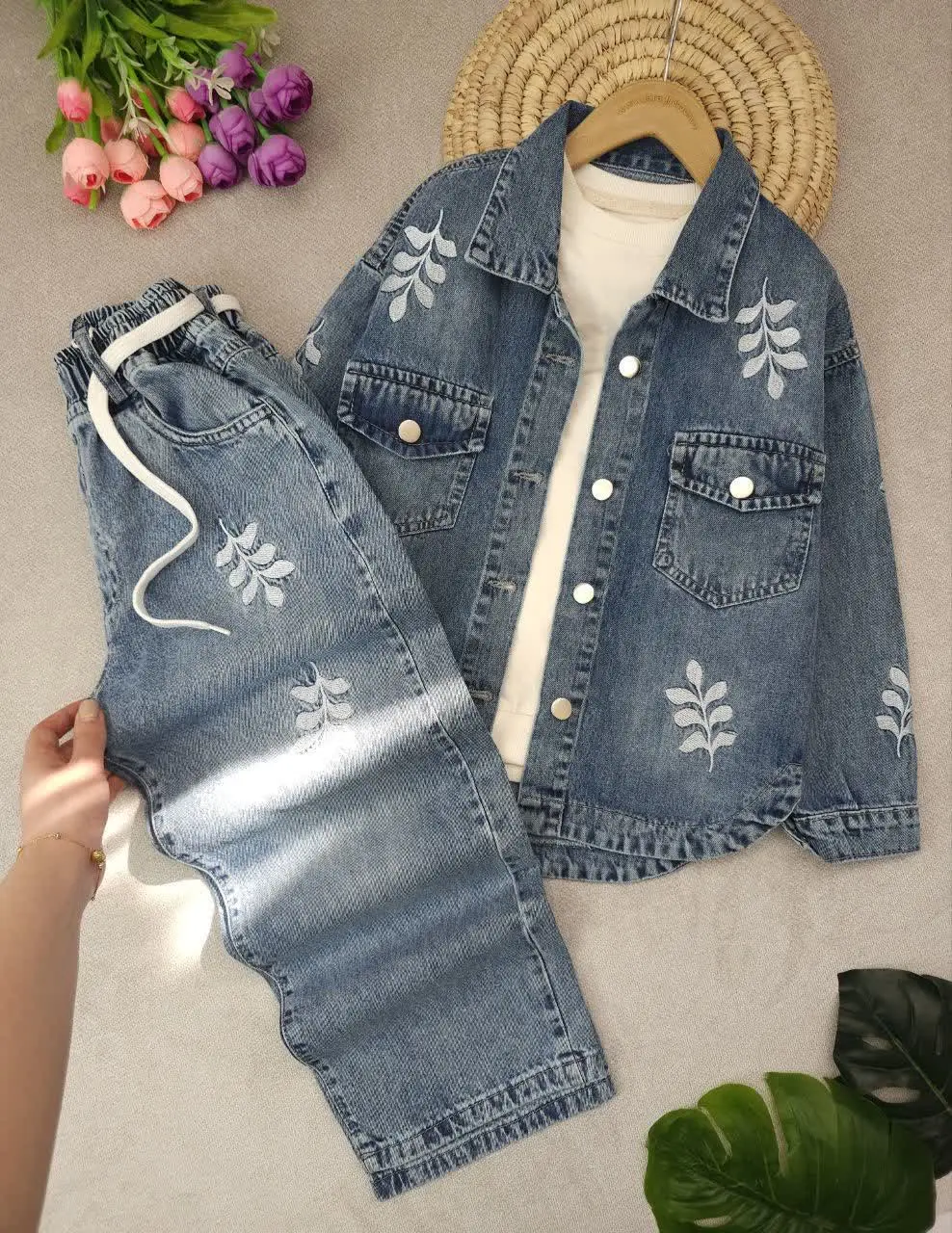 کت شلوار دخترانه گلدوزی 
