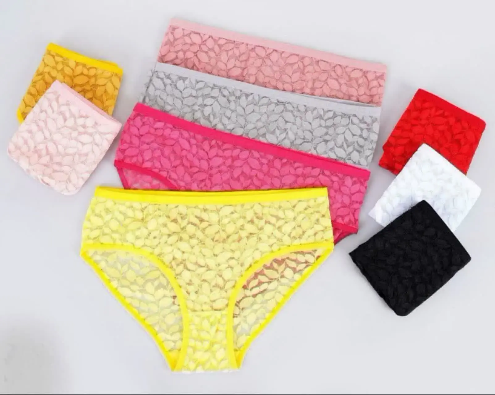 💖شورت تمام گیپور طرح برگ توتن💖
