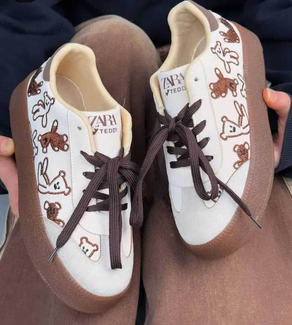 در سه رنگ صورتی سفید و کرم