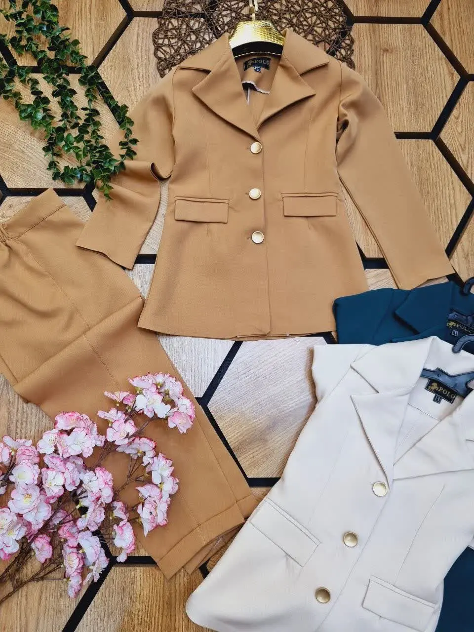 🇮🇷🧥🧶👗👚👔🎽👕👖💎
