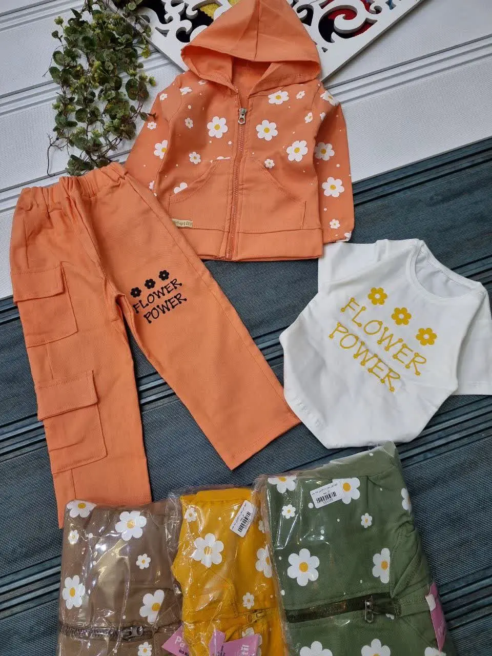 🇮🇷🧥🧶👗👚👔🎽👕👖💎
