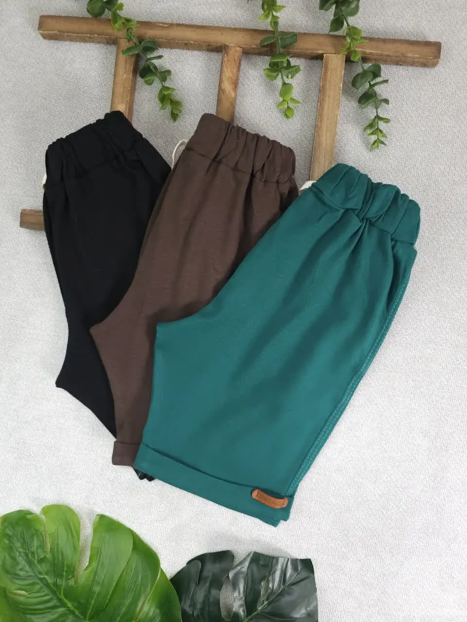 شلوارک اسپرت اترین
