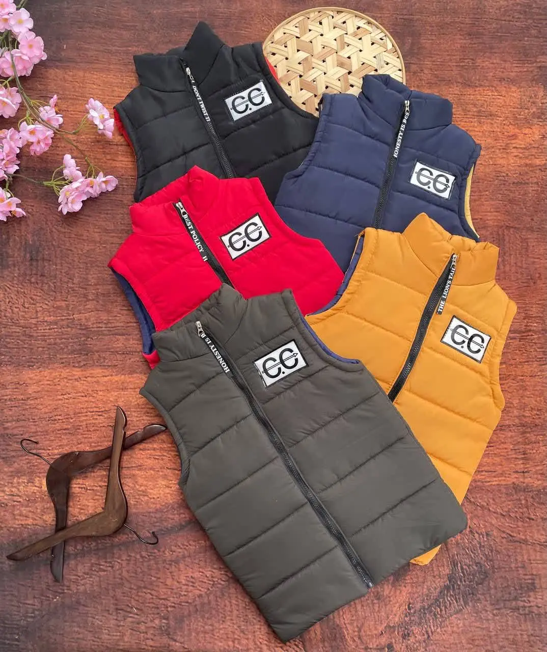 بچه های خوشتیپ نفری یه دونه...