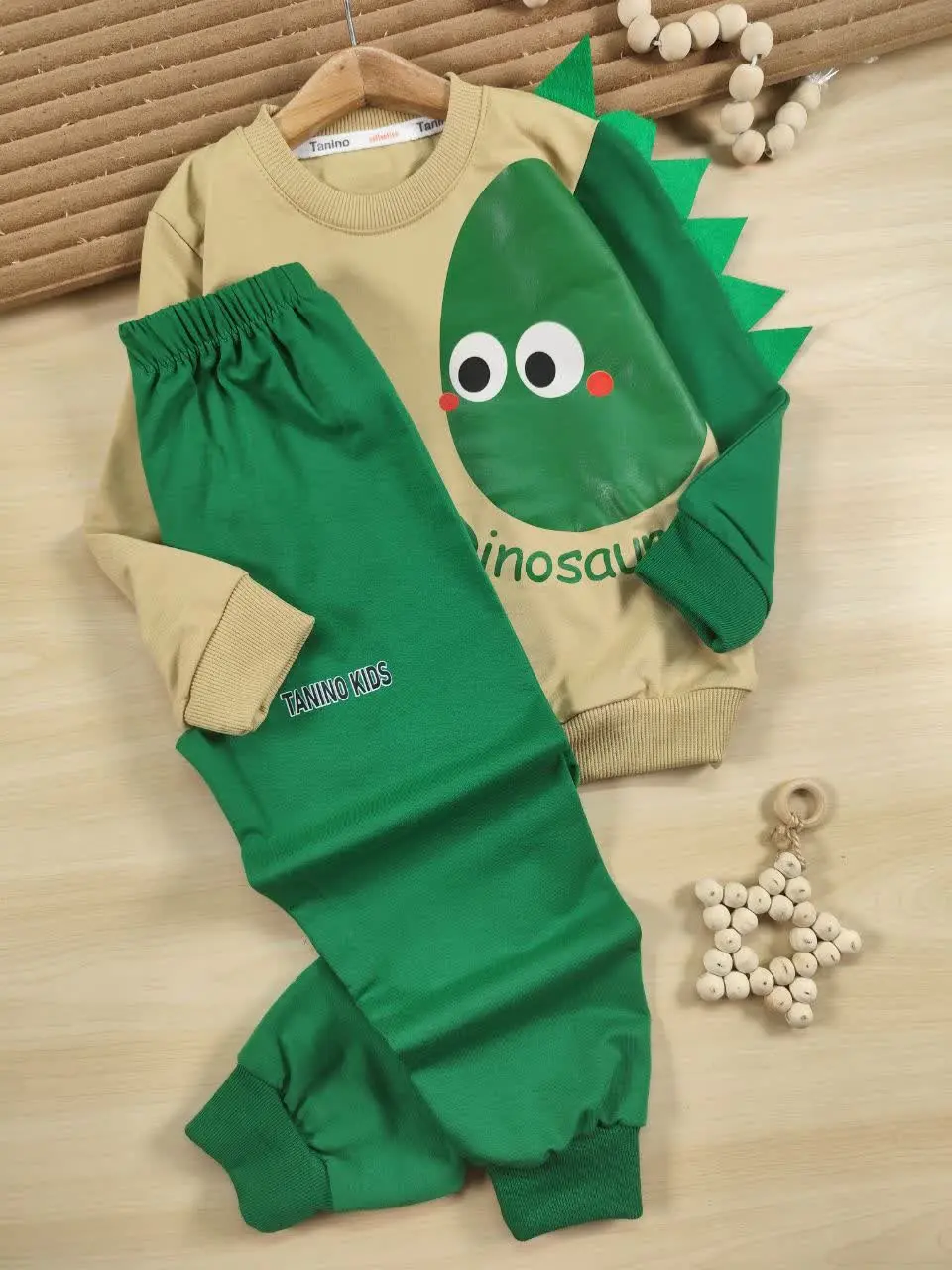 بلوز و شلوار دایناسور لپ گلی