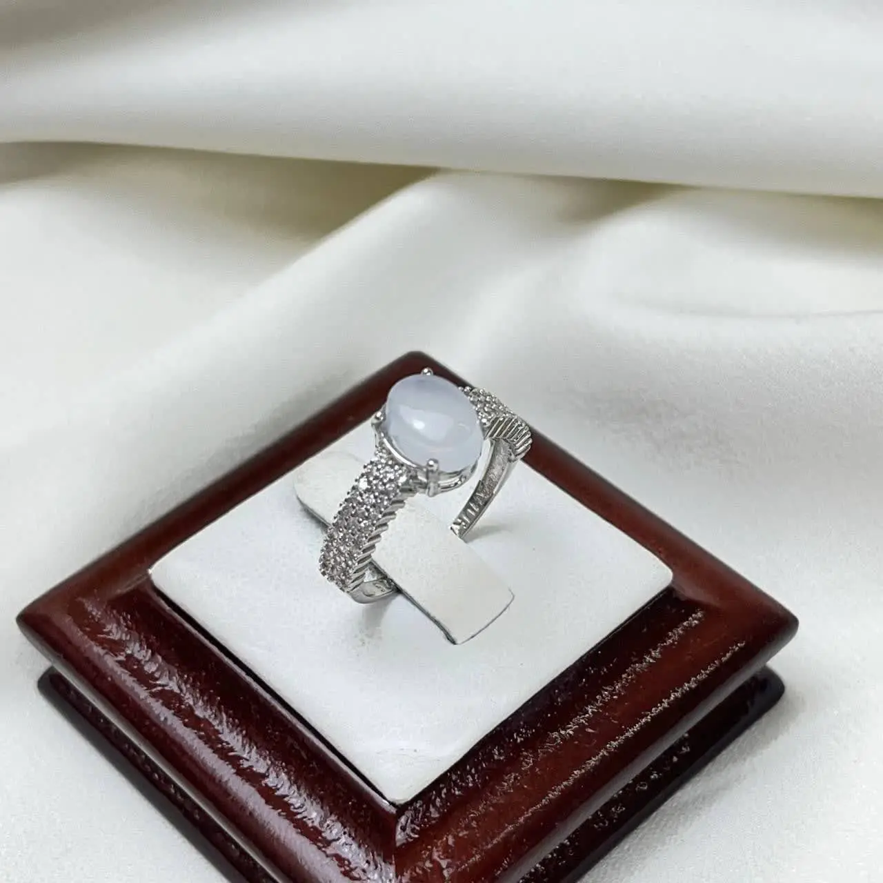 انگشتر نقره زنانه مدل جواهر...