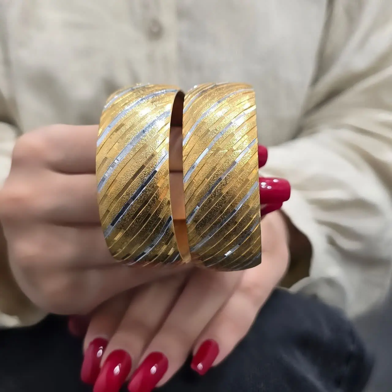 ♦️دارای شماره طلا