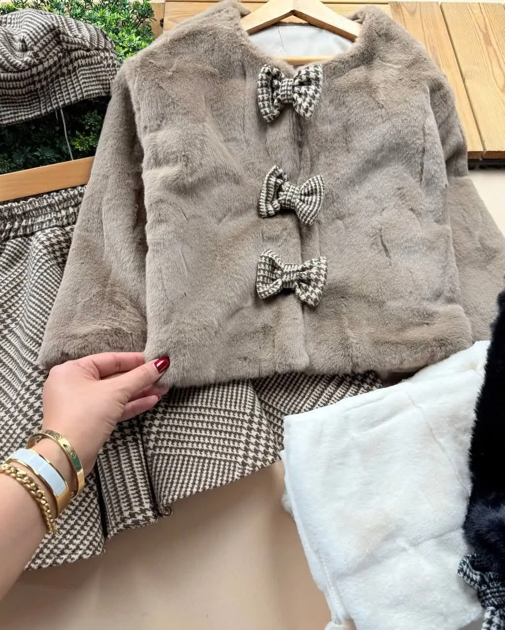 ست ۳ تیکه خز و دامن و کلاه...