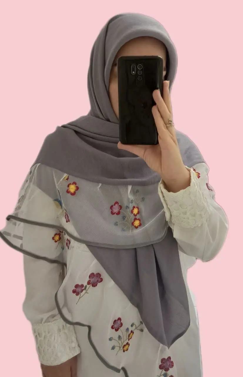 از این روسری یکی موجود هست
