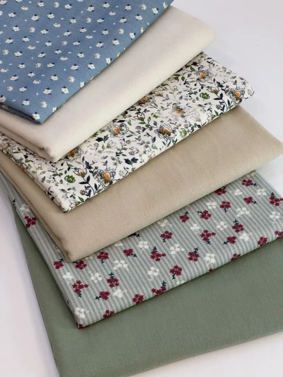 یکی از پرطرفدارترینا پارچه لیننه🥰🤌🏼
