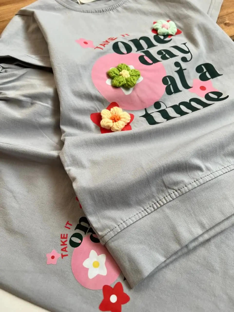 نام محصول: گل بافتنی
