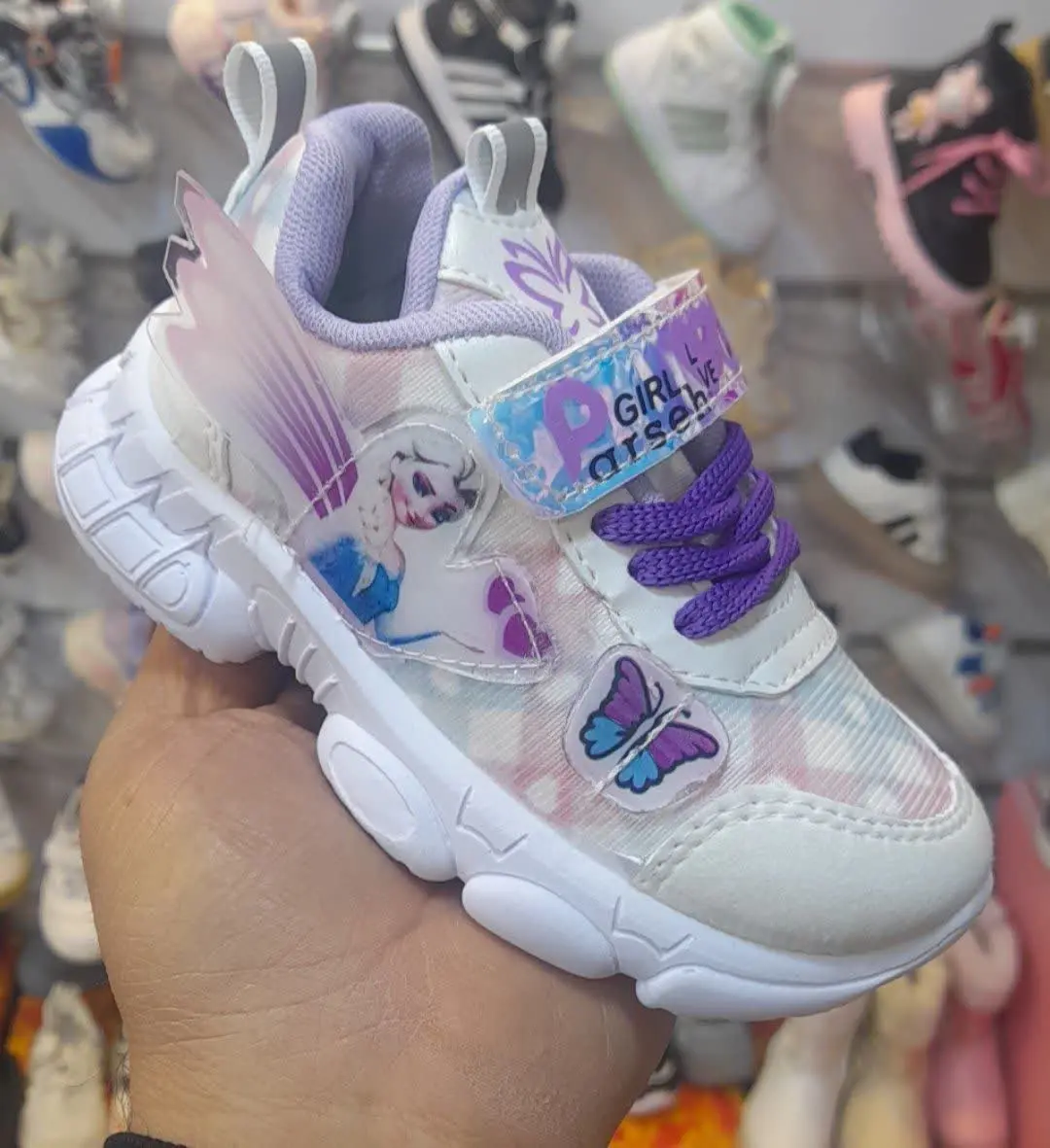 کتونی فرشته 🦸‍♀
