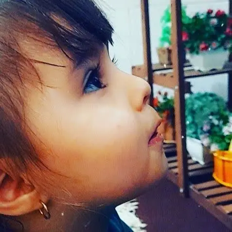 نام شرکت کننده: ریحانه علیپور 
