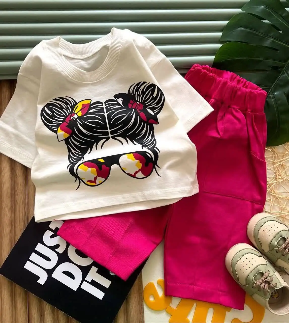 👚نام: ست بیرونی دخترانه مو گوجه‌ای جذاب
