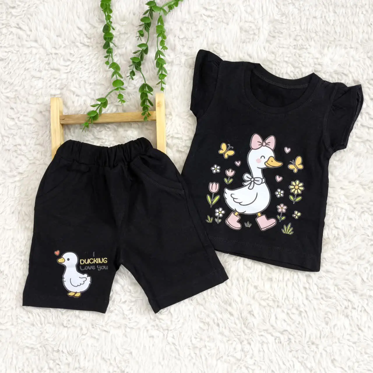 تاپ شلوارک مشکی در سه طرح😍
