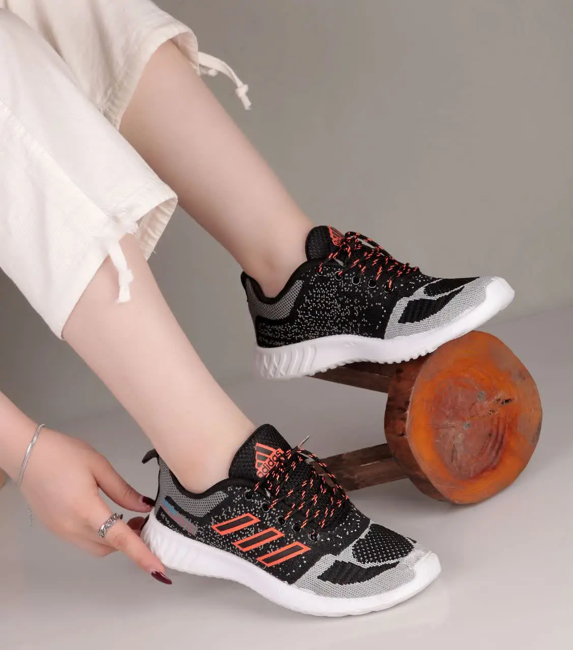 #اسپرت اسکیچرز نیلدا. کد.۱۰۷۶
