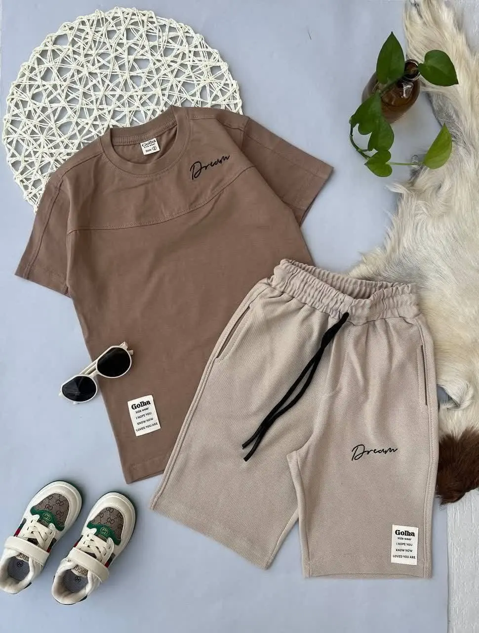 چه بمبی اوردیم😍😍
