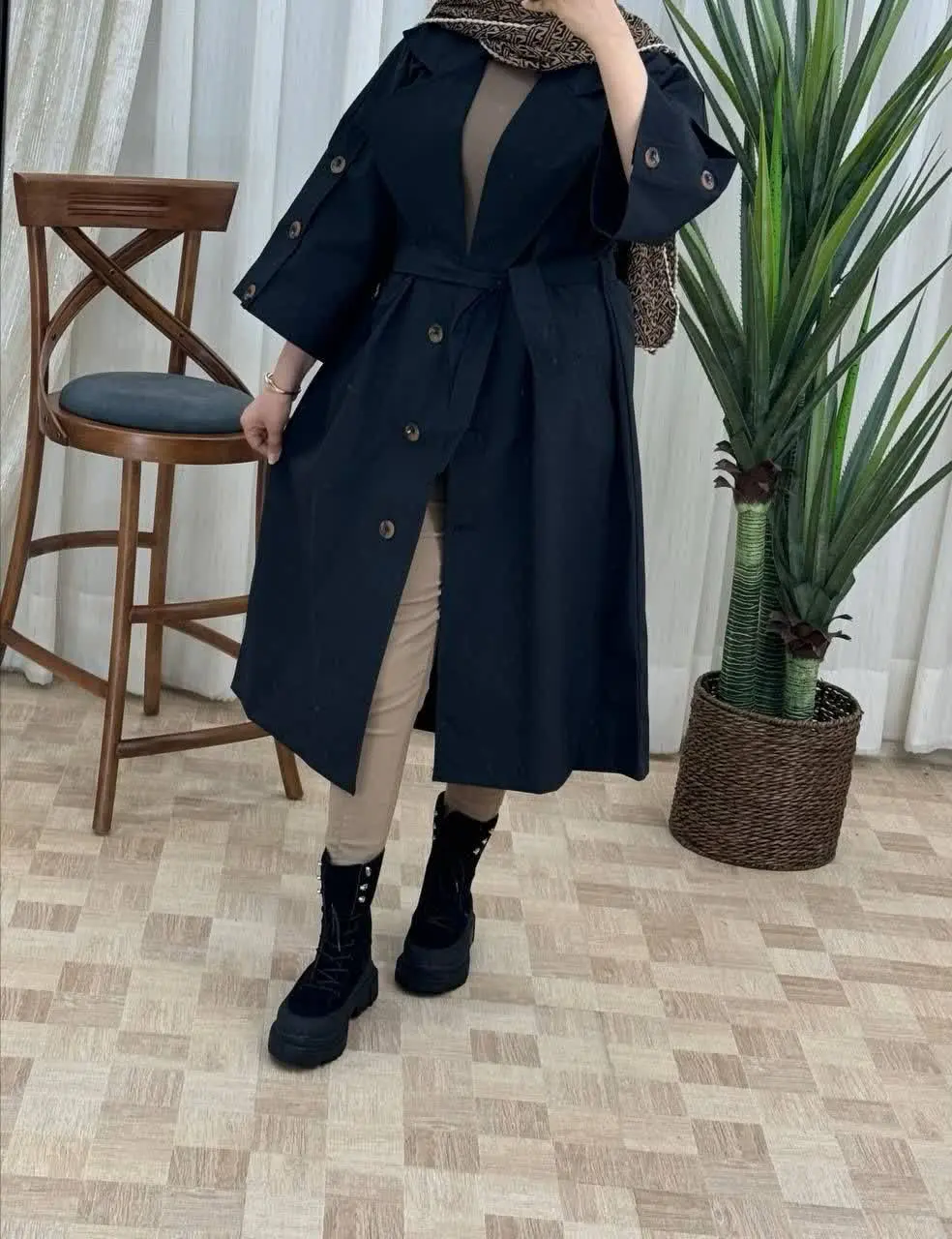 🍁نام: بارونی مزون دوز آوا
