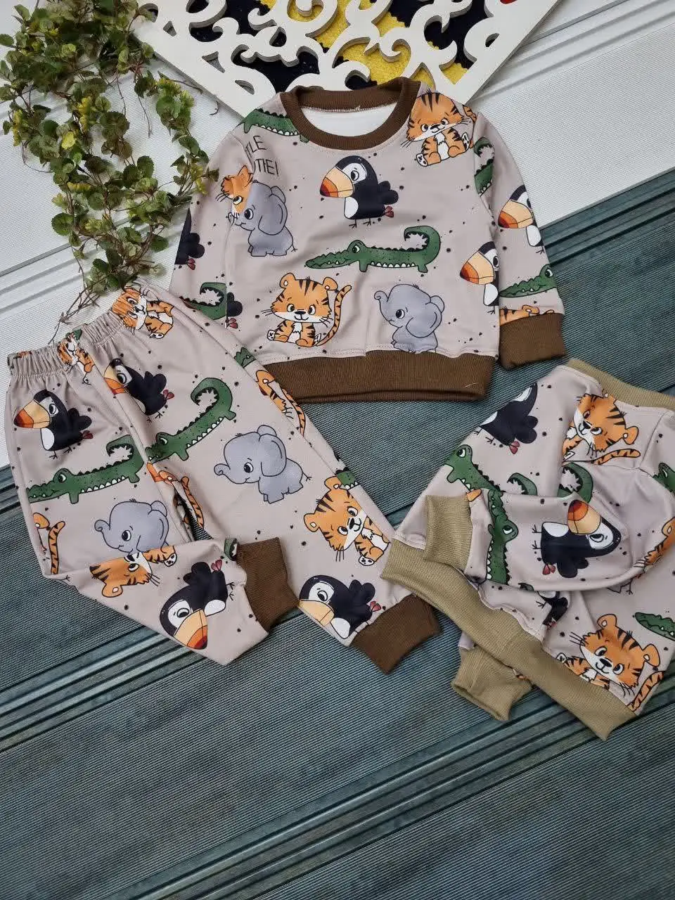 🇮🇷🧥🧶👗👚👔🎽👕👖💎
