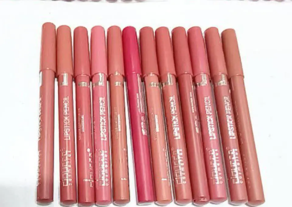 انواع رژ مدادی برندهای مختلف باکیفیت 
