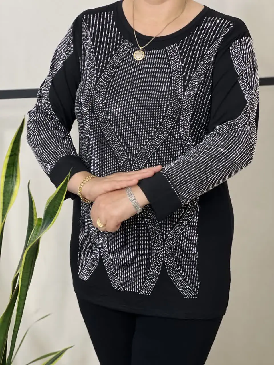 بلوز مجلسی بمب جدید سایز بزرگ 🔥
