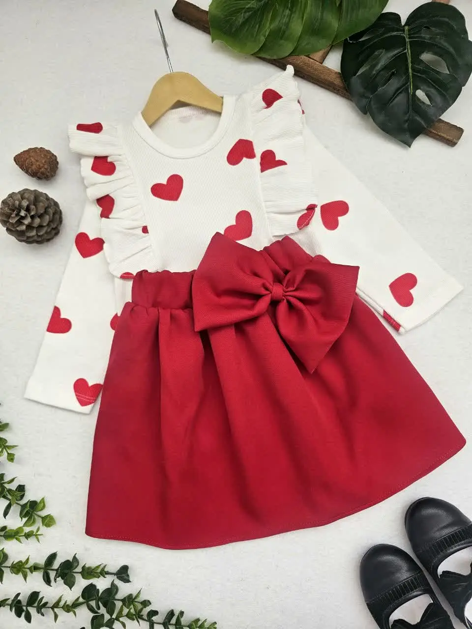 بلوز و دامن قلب همراه تل
