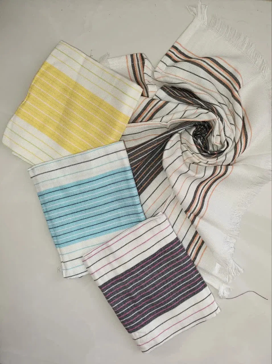 ✓ ابعاد: ۴۵ × ۴۵