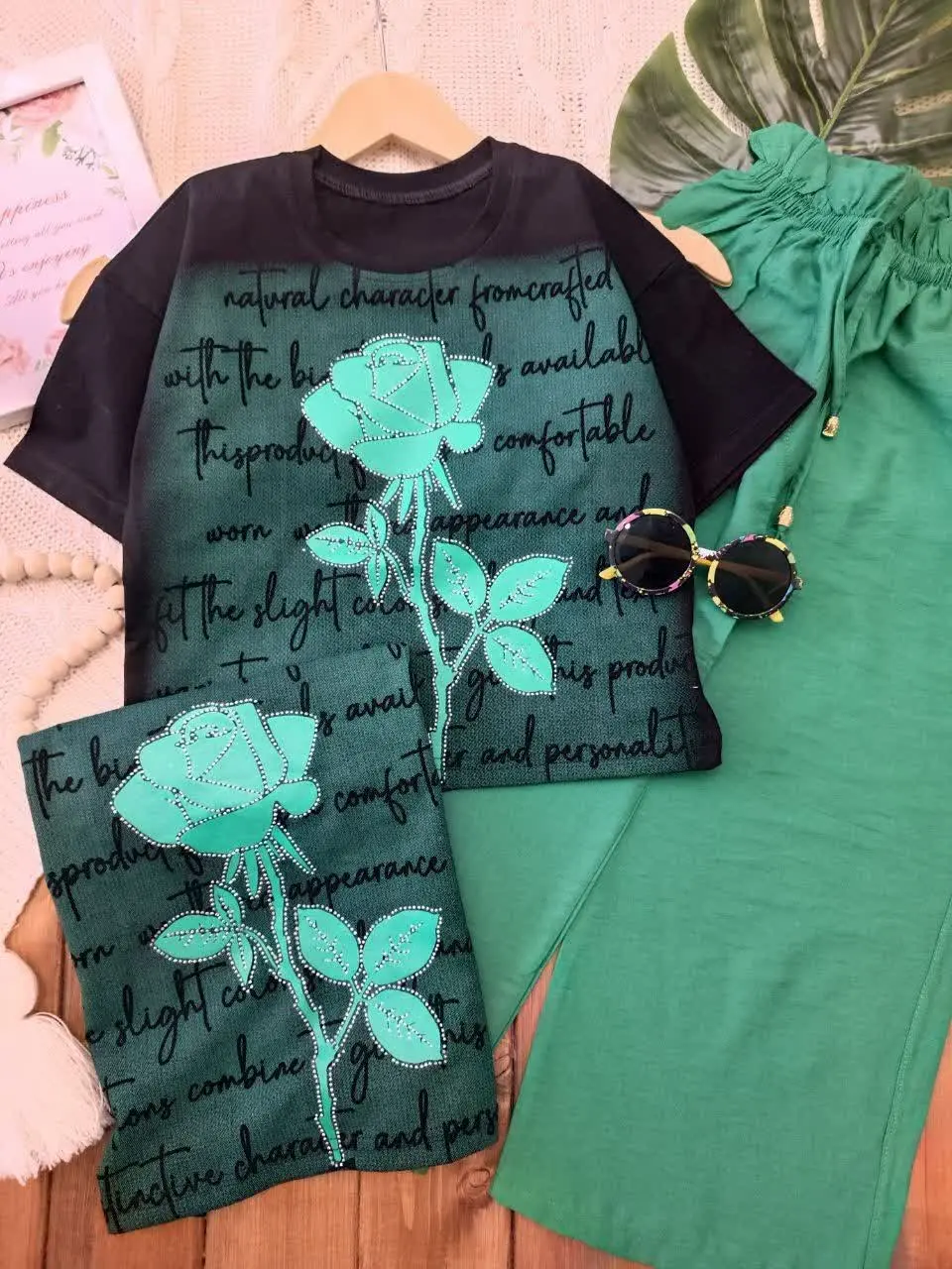 👚 نام: کراپ شلوار گل رز ویژ...