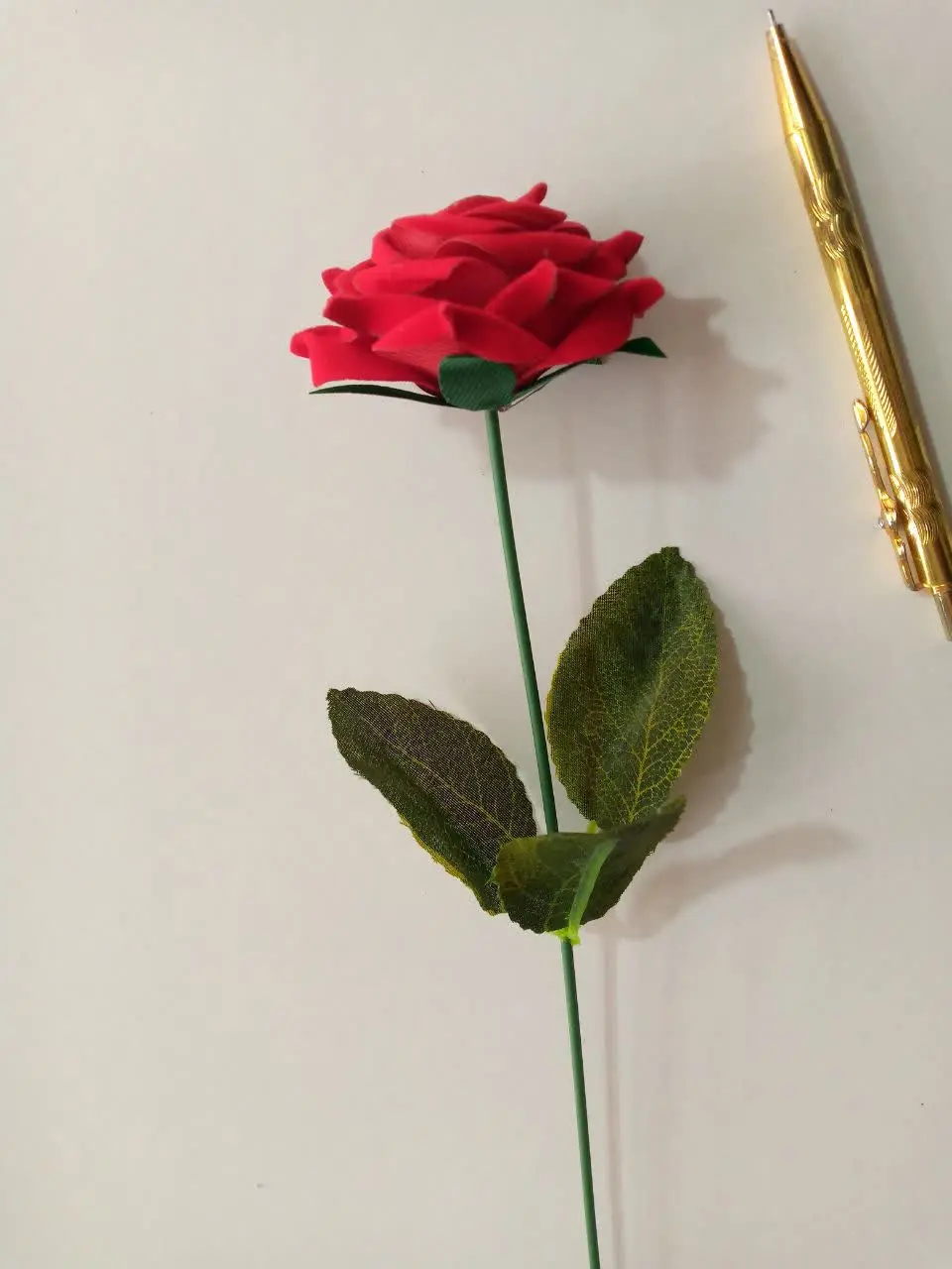 شاخه گل مخمل بزرگ🌹
