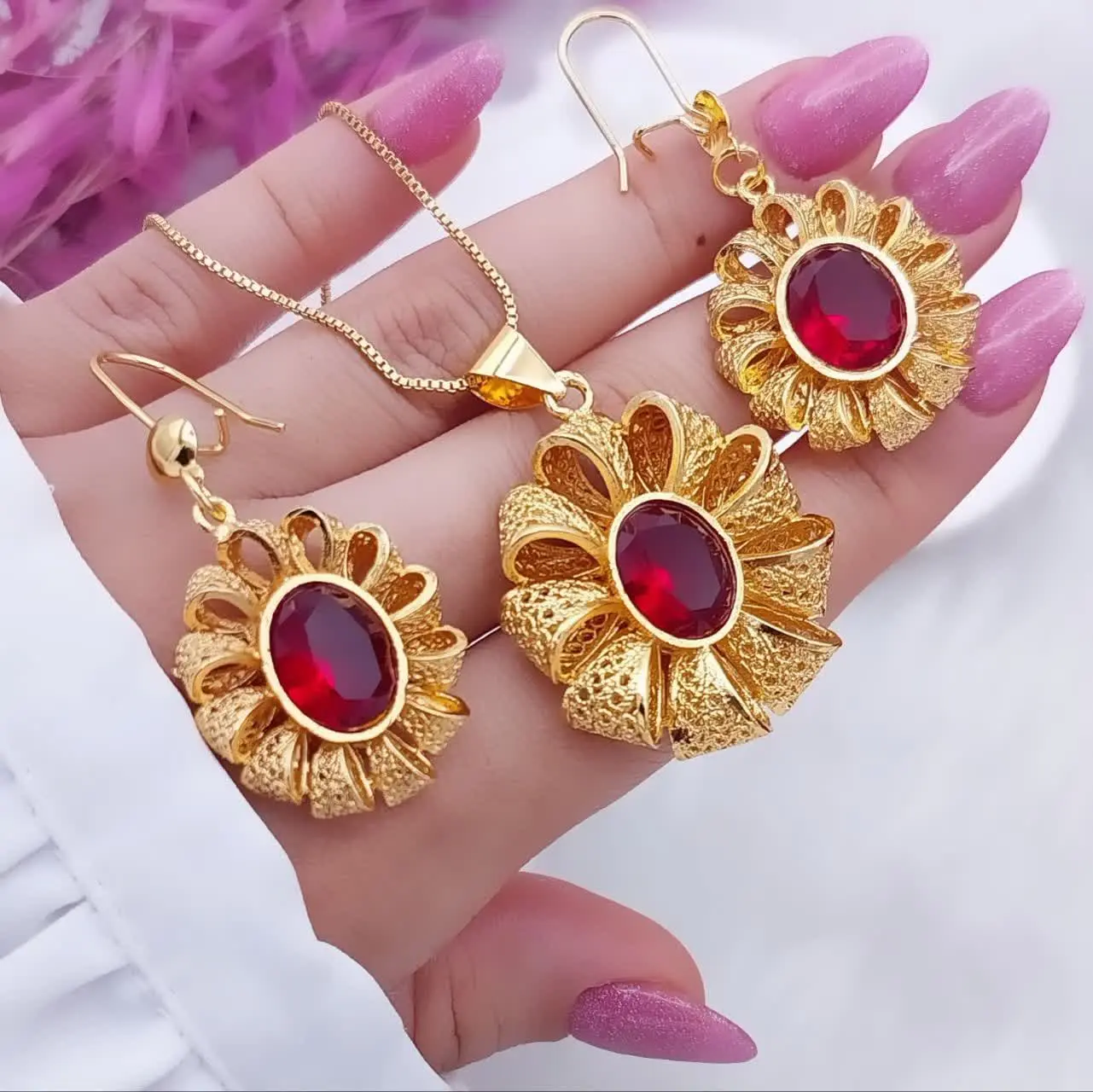 نیم ست سنگدار طرح طلا جدید😍