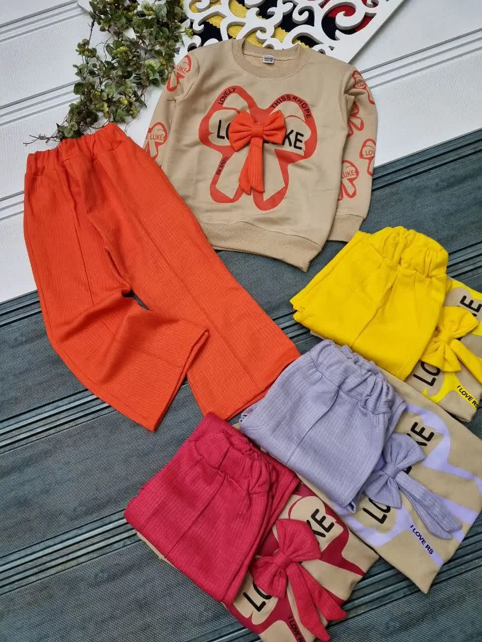 🇮🇷🧥🧶👗👚👔🎽👕👖💎
