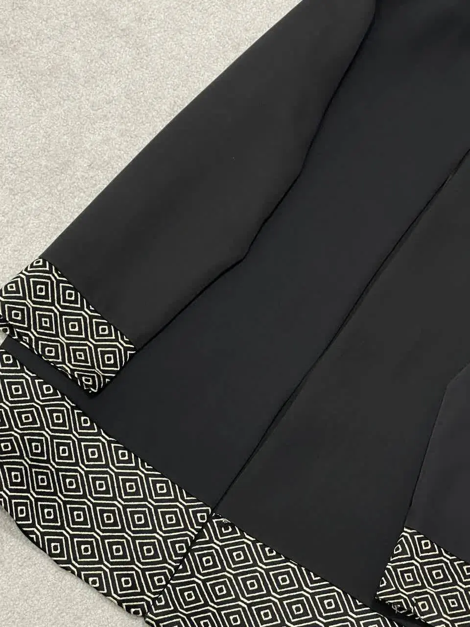 🛍نام: کت تک پرنیا🌱
